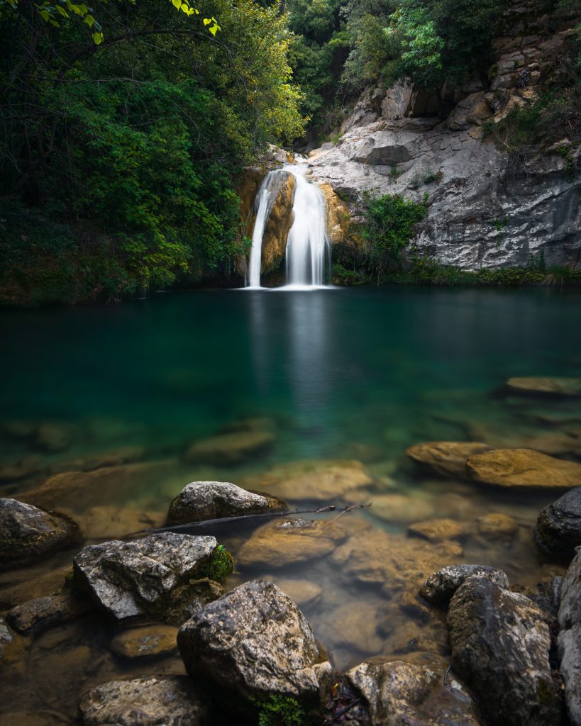 Fotografía de larga exposición cascada efecto seda
