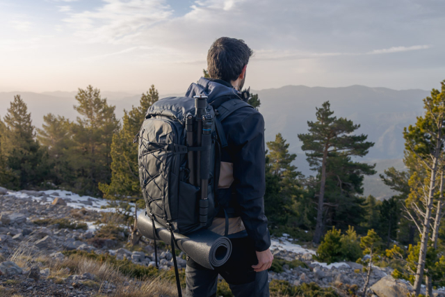 mochila ulanzi TAI outdoor backpack-5