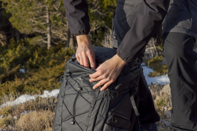 mochila ulanzi TAI outdoor backpack-8